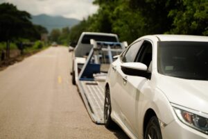 Read more about the article Who Needs Long-Distance Towing?