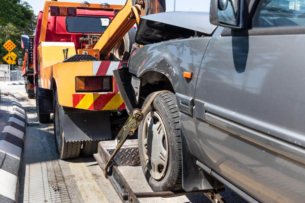 You are currently viewing Types of Tow Trucks: Which One Does Your Car Actually Need?