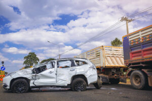 Read more about the article Cost to Repair vs Value: Should You Fix Your Car or Get Rid of It?